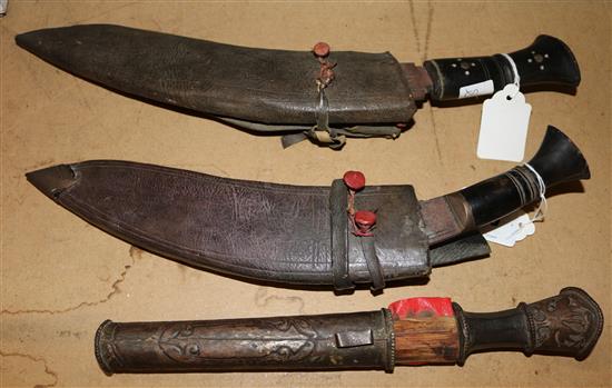 2 Kukris and daggers(-)